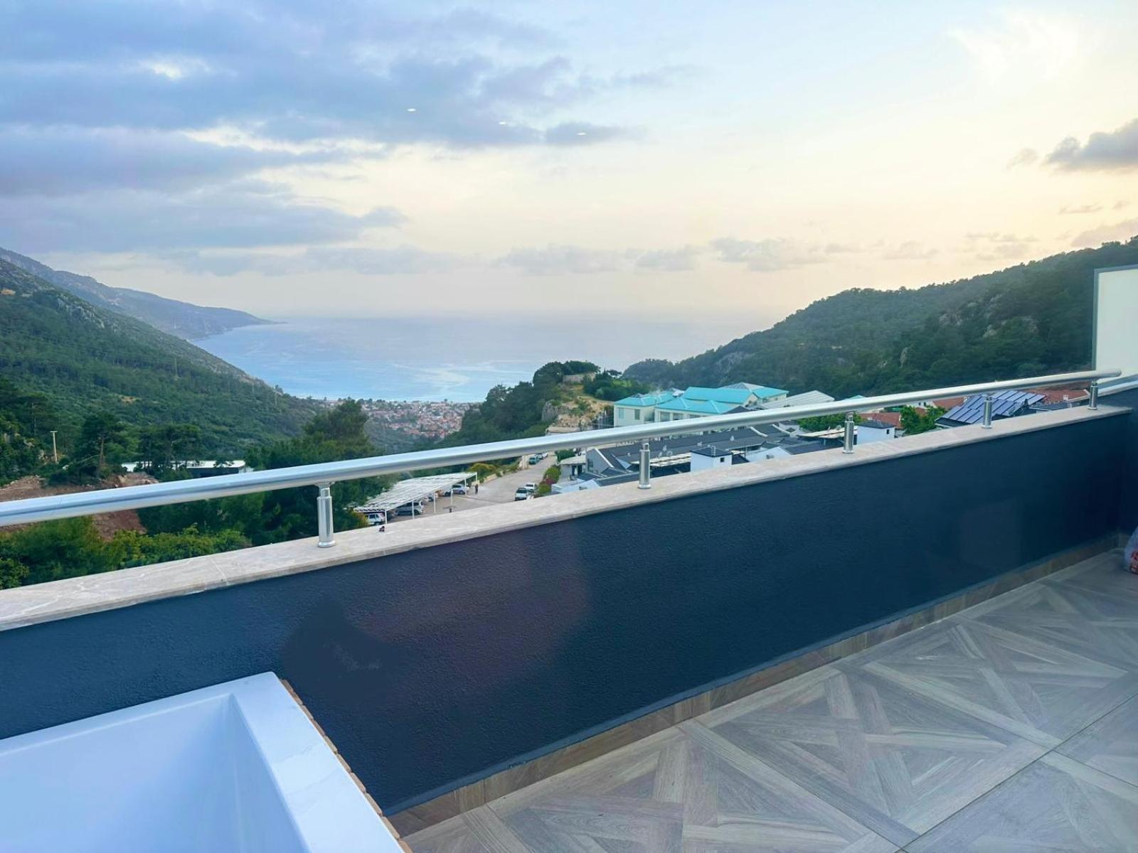 Ramada By Wyndham Fethiye Oludeniz Adult Only Hotel Eksteriør billede