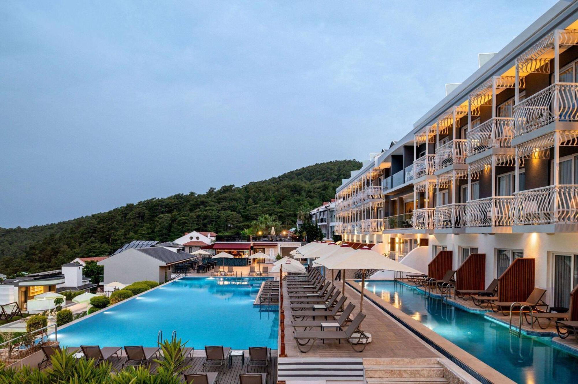 Ramada By Wyndham Fethiye Oludeniz Adult Only Hotel Eksteriør billede