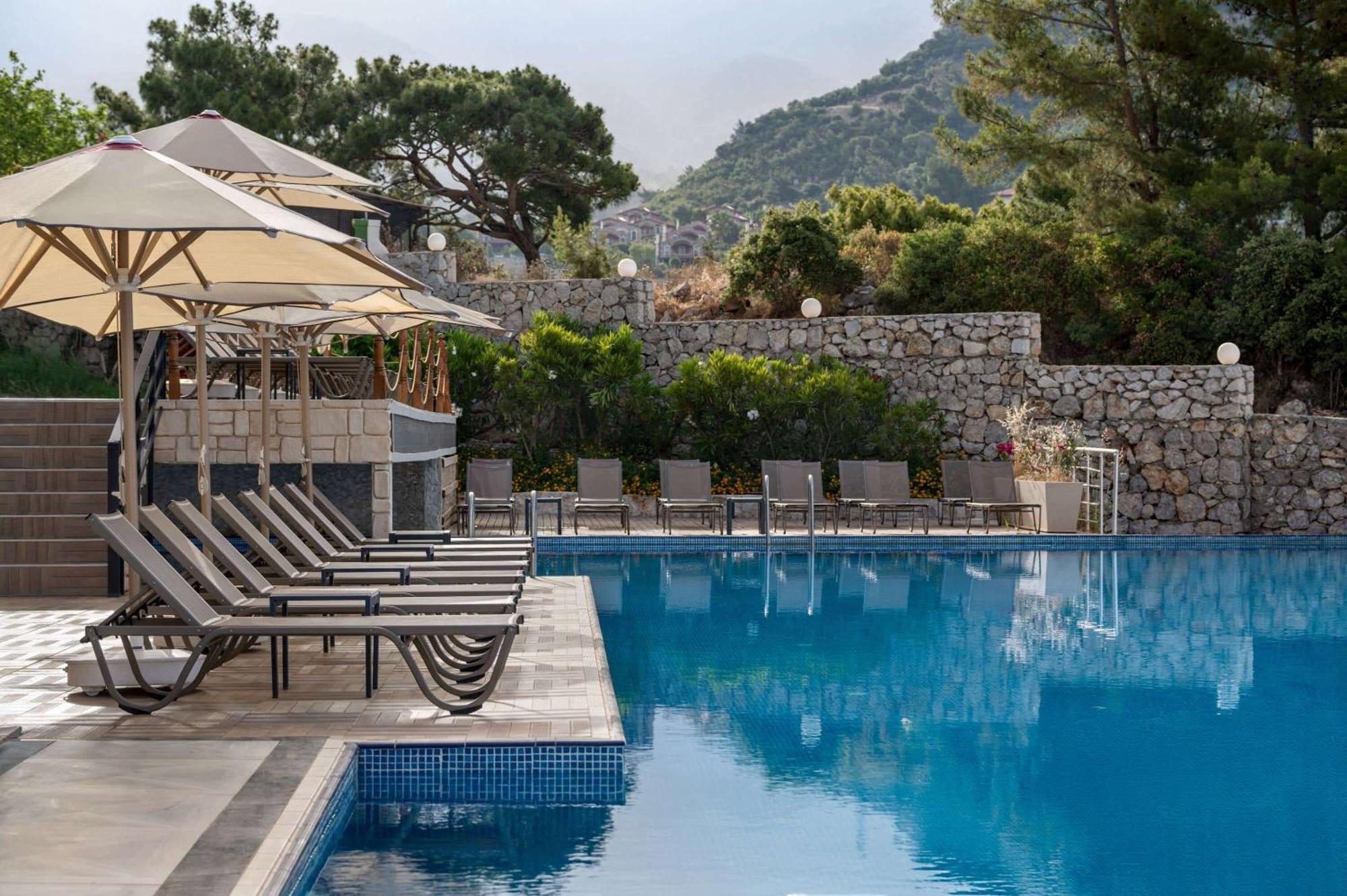 Ramada By Wyndham Fethiye Oludeniz Adult Only Hotel Eksteriør billede